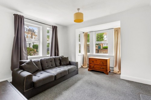 Queen Elizabeths Walk, London, N16