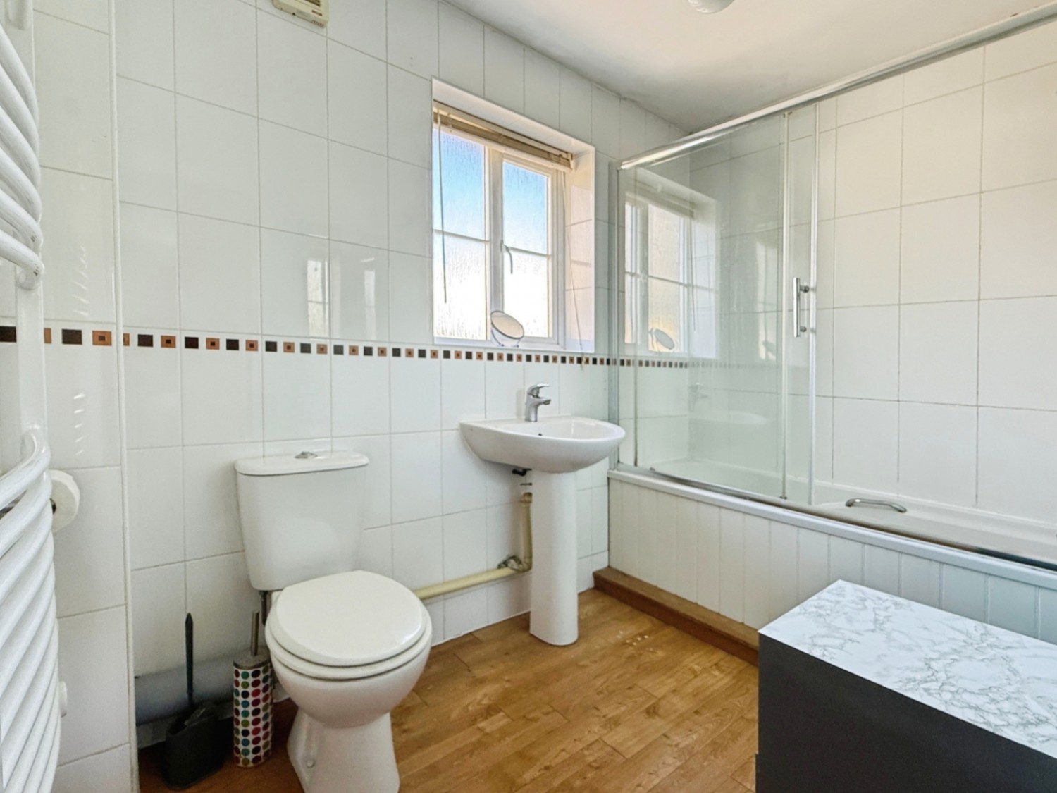 1 bedroom Flat for sale in Tanglewood Way, Chalford, Stroud