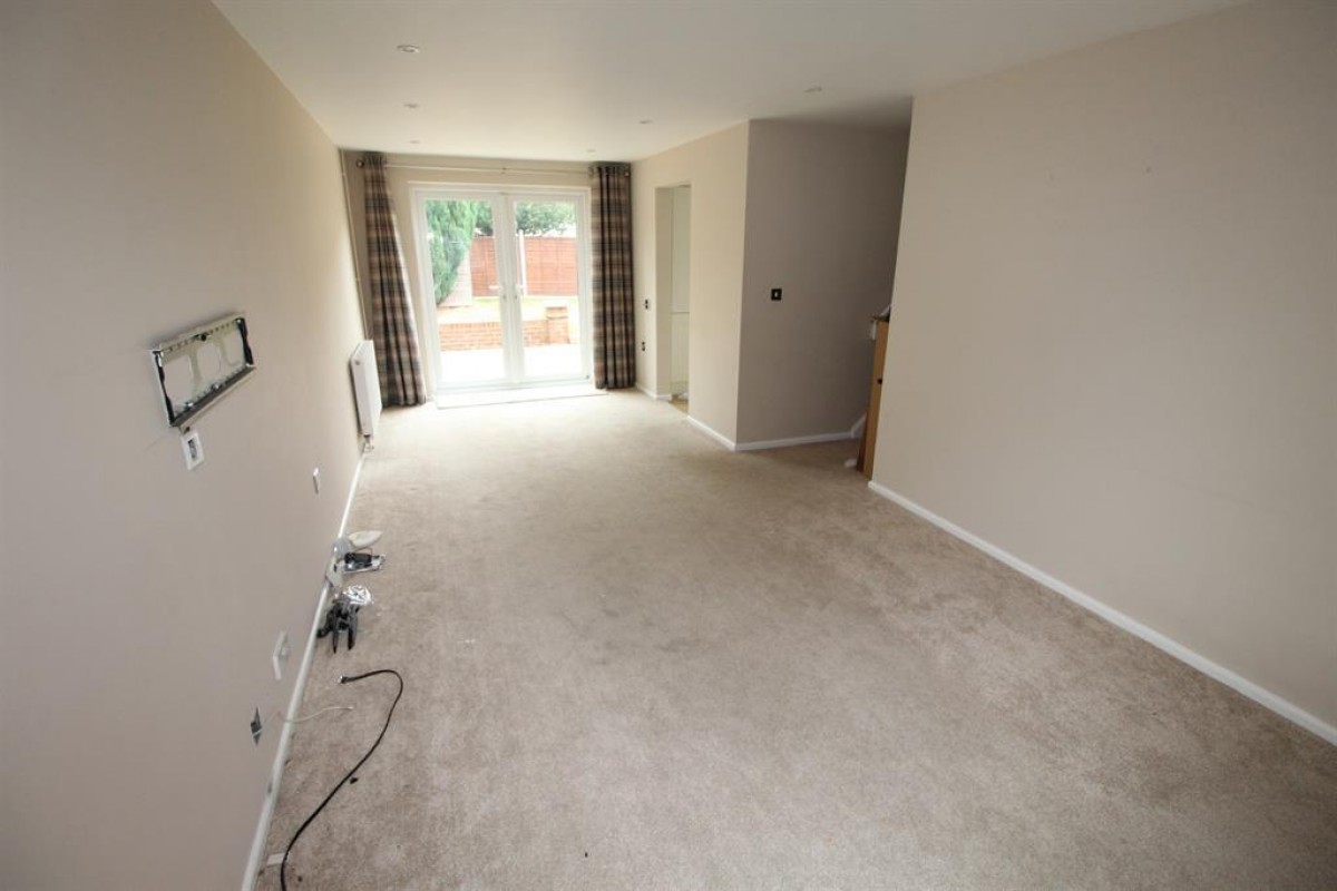 Beauchamps Gardens, Littledown, Bournemouth, BH7 7JE