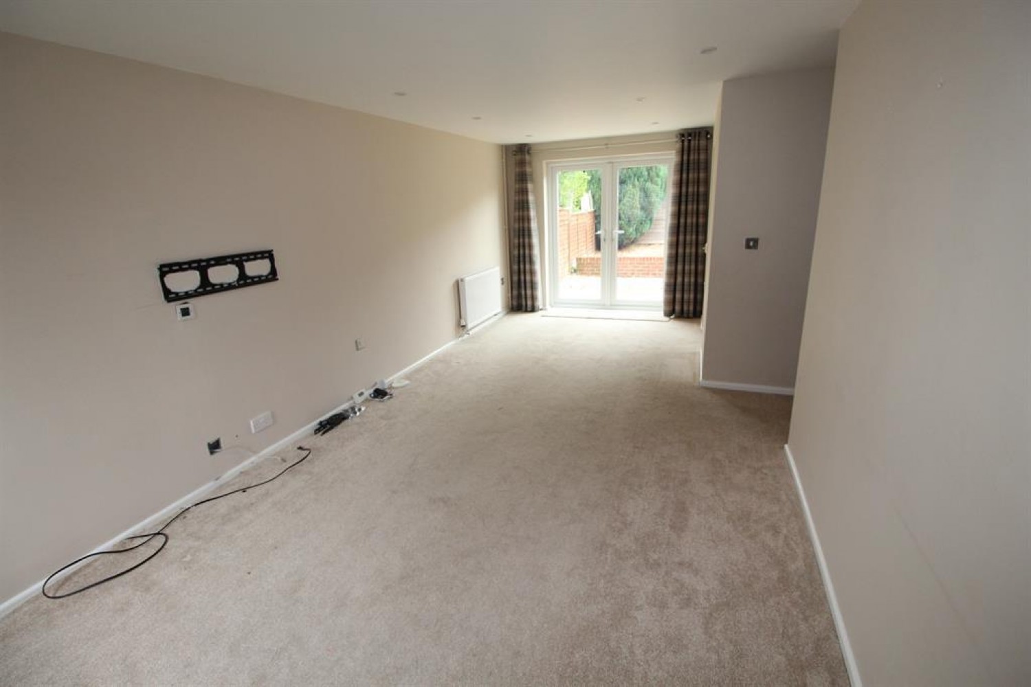 Beauchamps Gardens, Littledown, Bournemouth, BH7 7JE