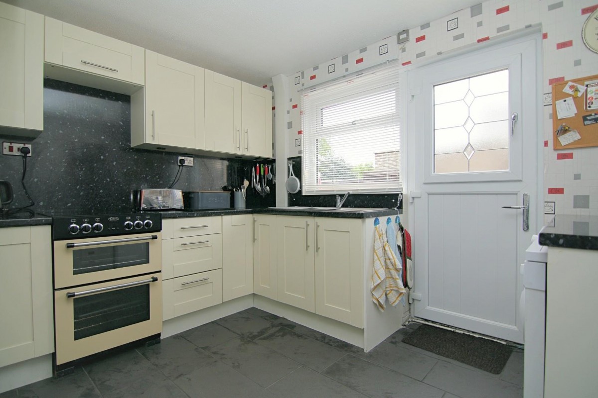Rossefield Approach, Bramley