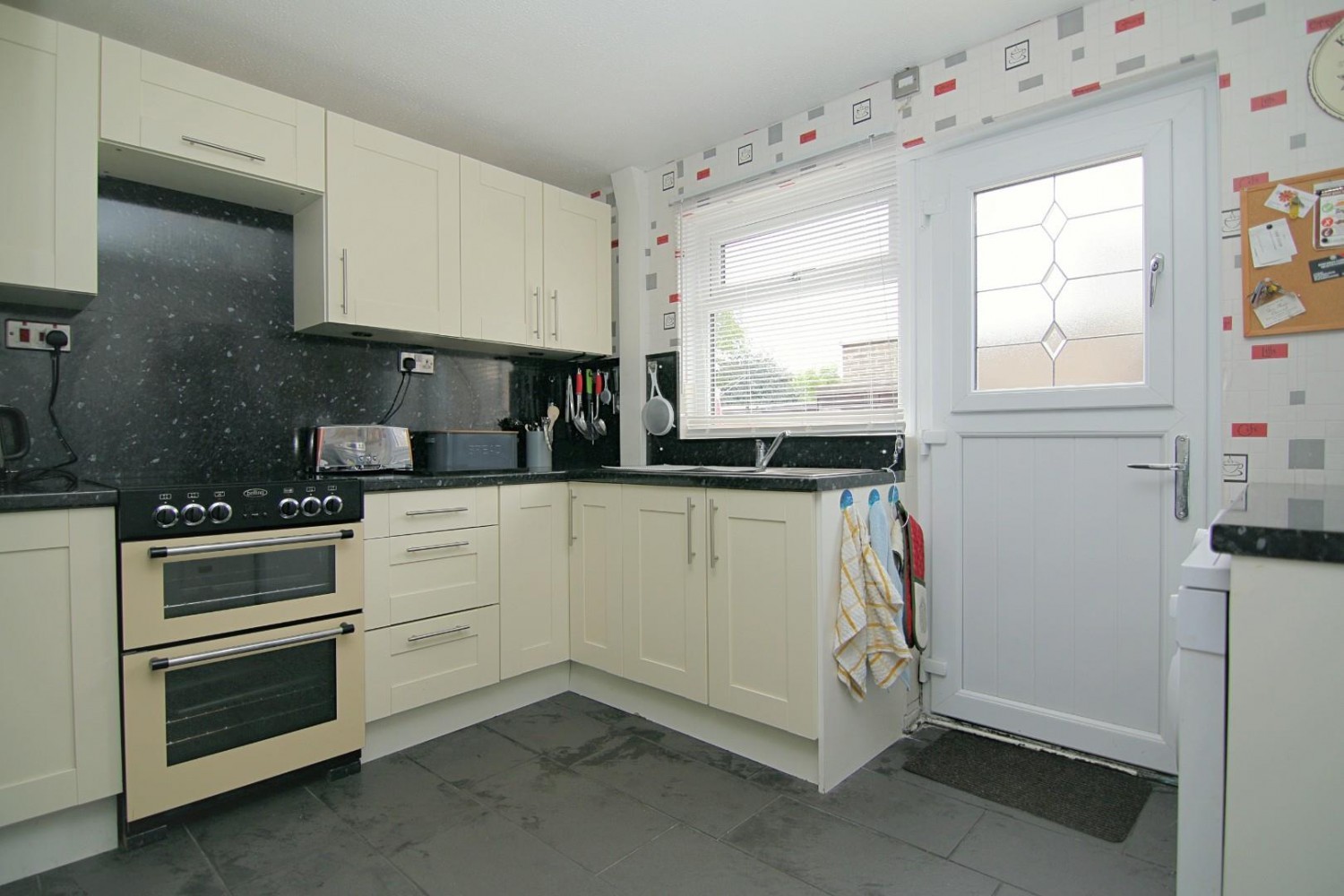 Rossefield Approach, Bramley