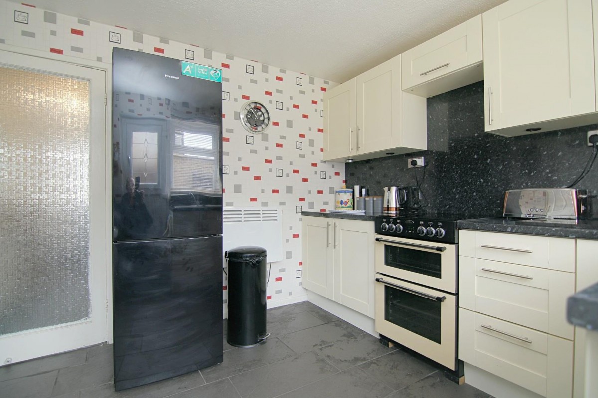 Rossefield Approach, Bramley