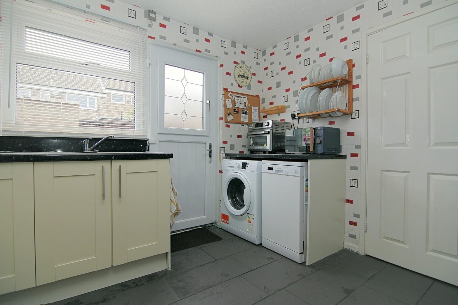 Rossefield Approach, Bramley