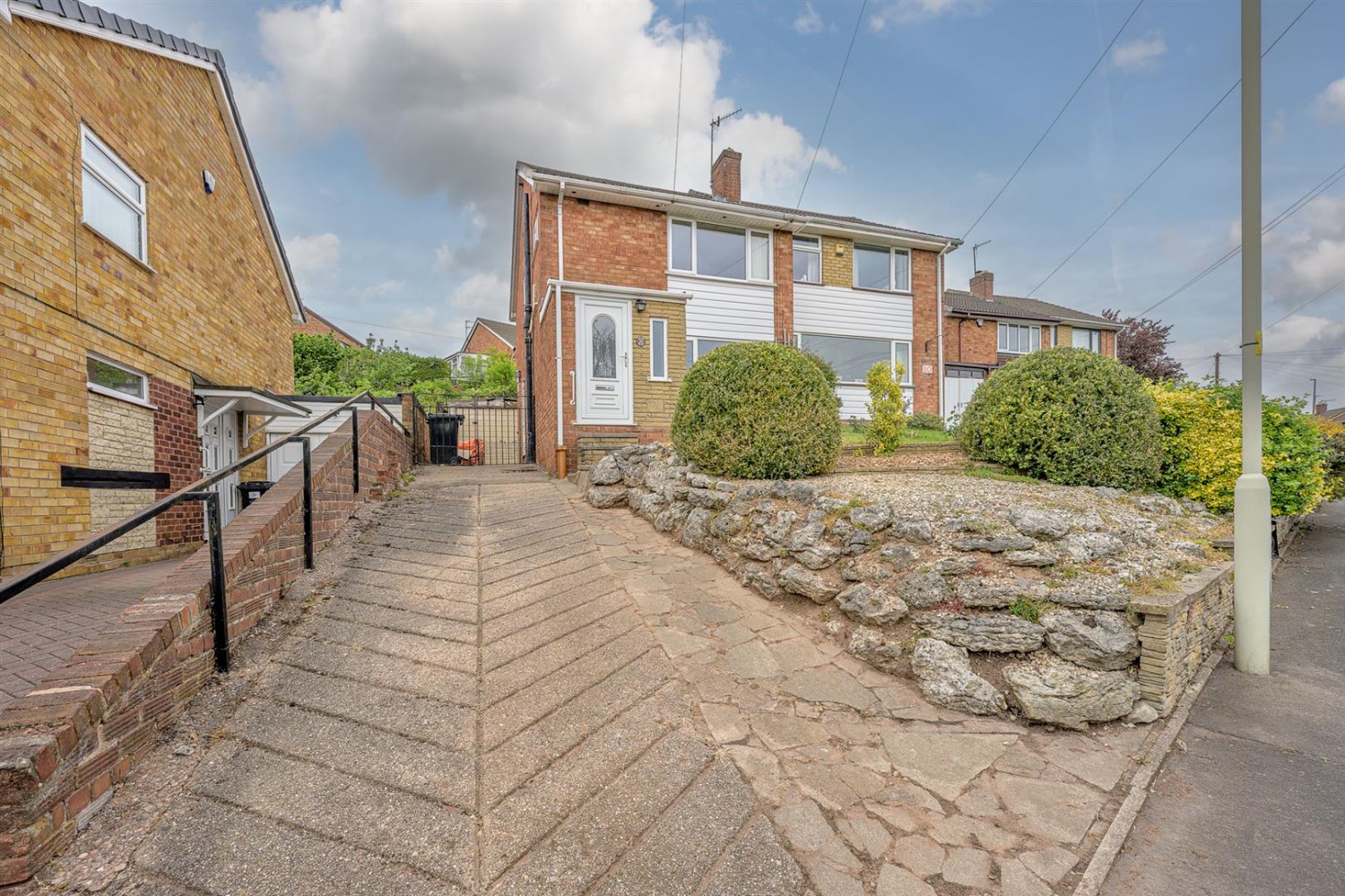 Sandringham Road, Wordsley, DY8 5HN
