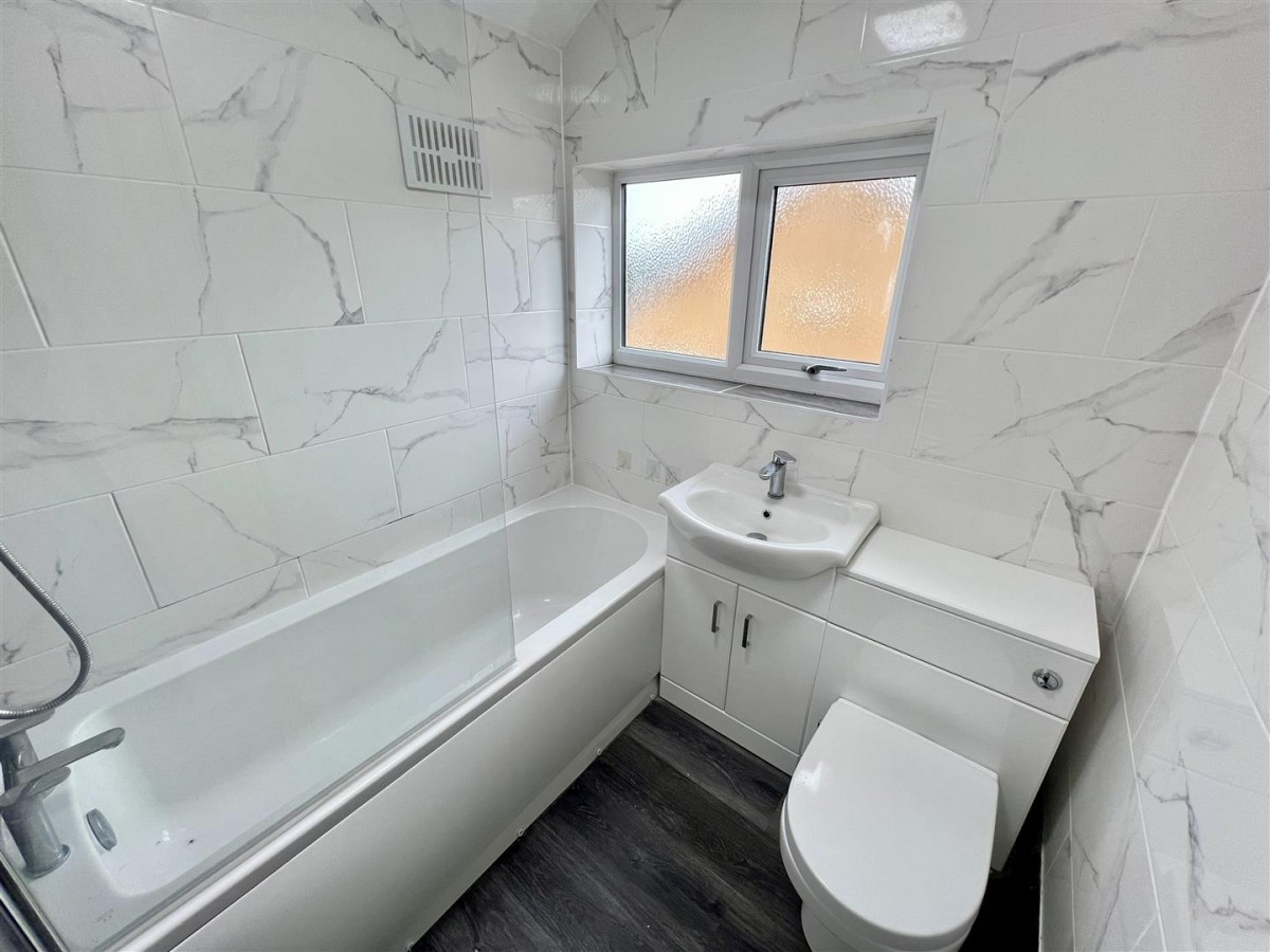 Sandringham Road, Wordsley, DY8 5HN
