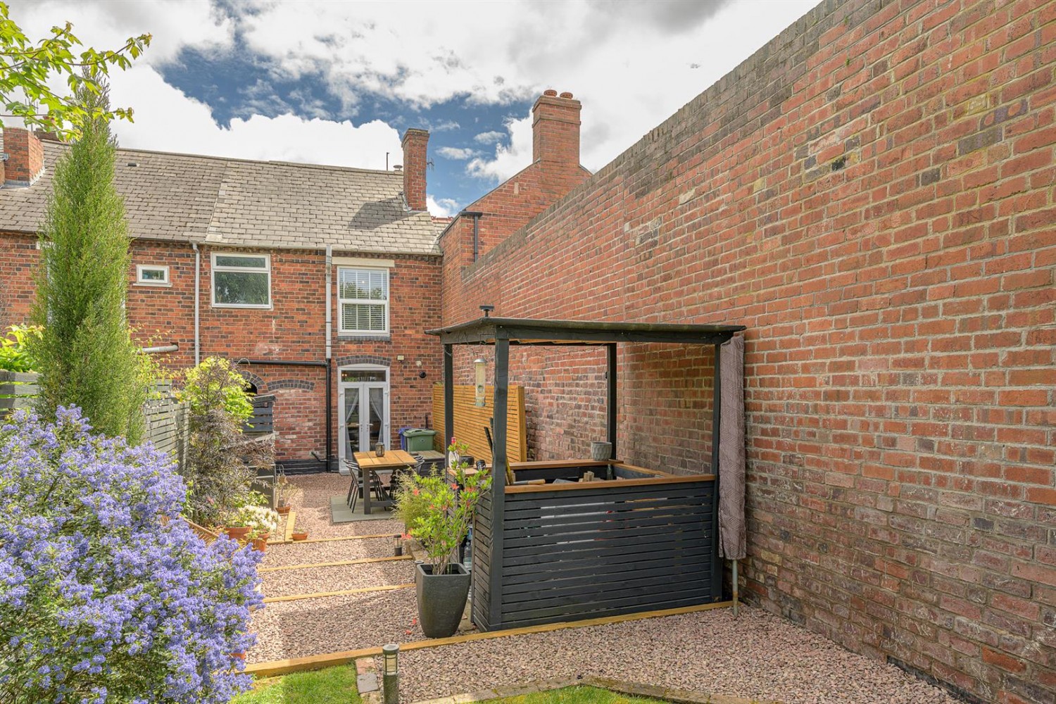 New Street, Wordsley, DY8 5RX