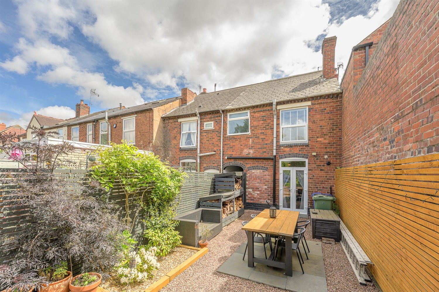 New Street, Wordsley, DY8 5RX