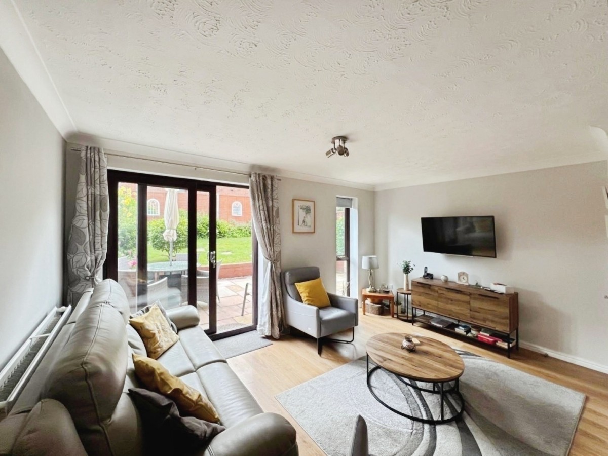 Shutehay Drive, Cam, Dursley