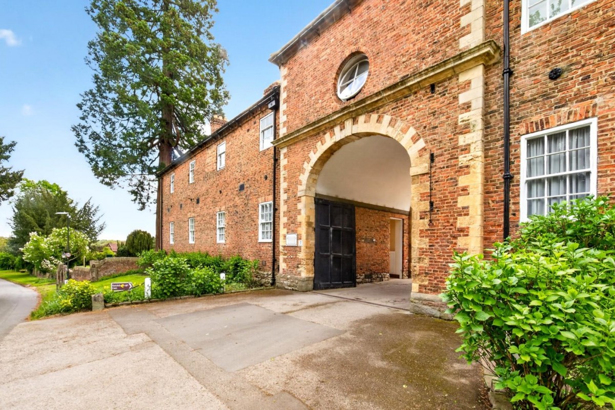 Stansfield Court, Goldsborough, Knaresborough, HG5 8NR