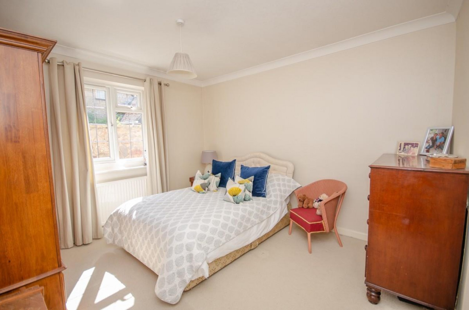 Park Crescent, Frenchay, Bristol, BS16 1NZ