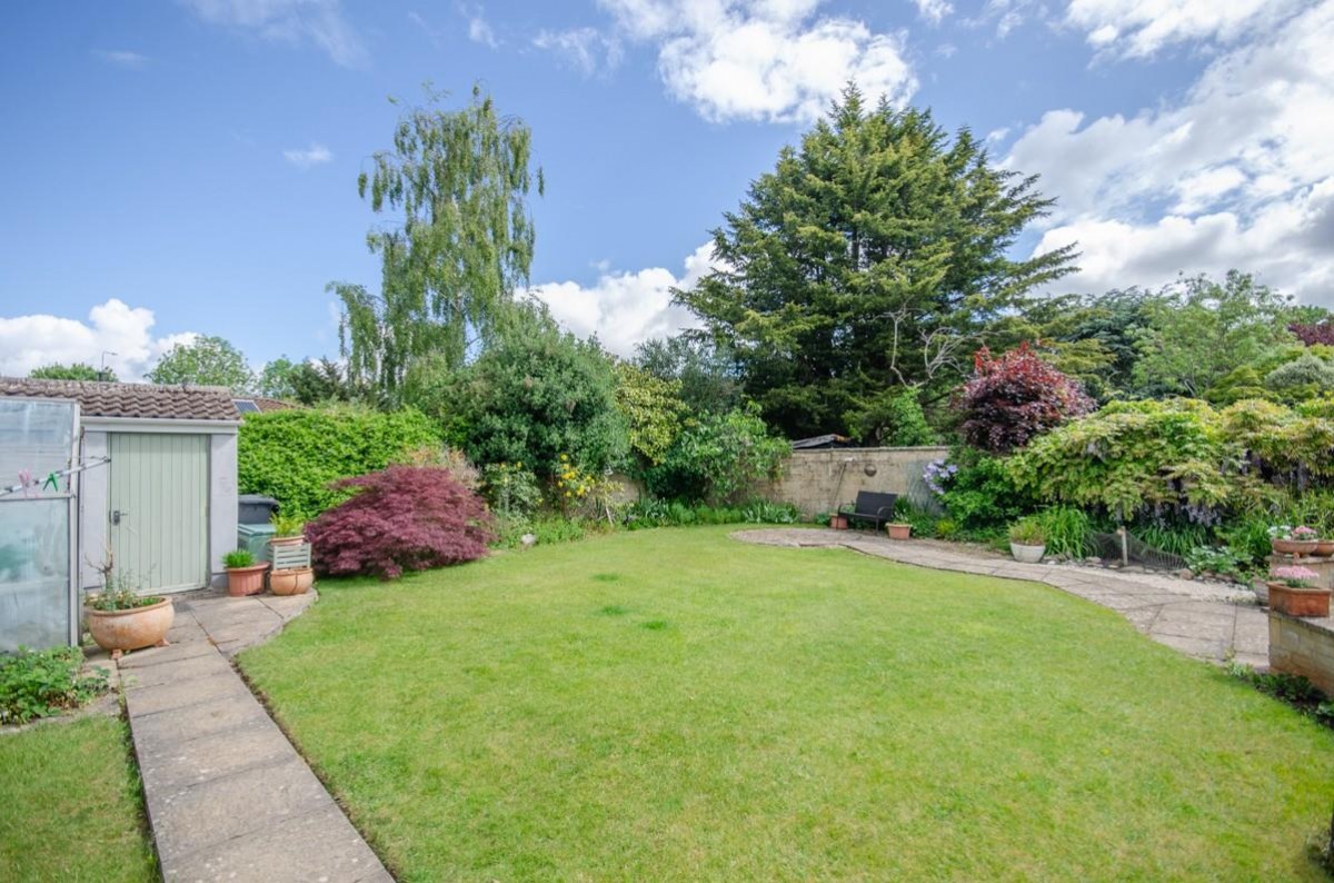Park Crescent, Frenchay, Bristol, BS16 1NZ