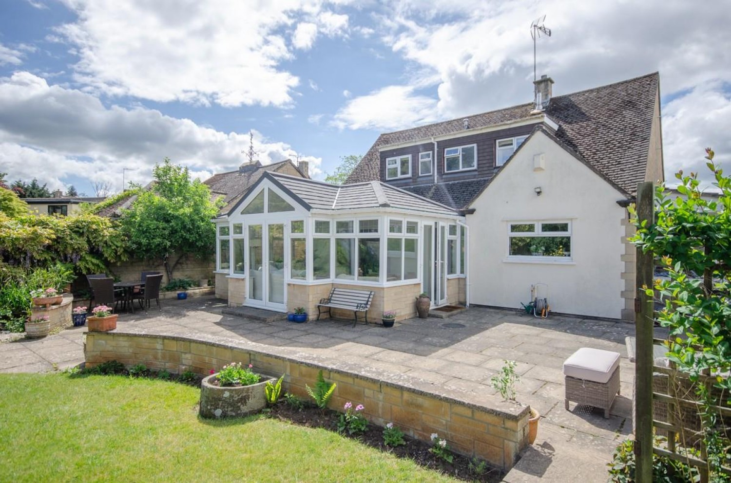 Park Crescent, Frenchay, Bristol, BS16 1NZ
