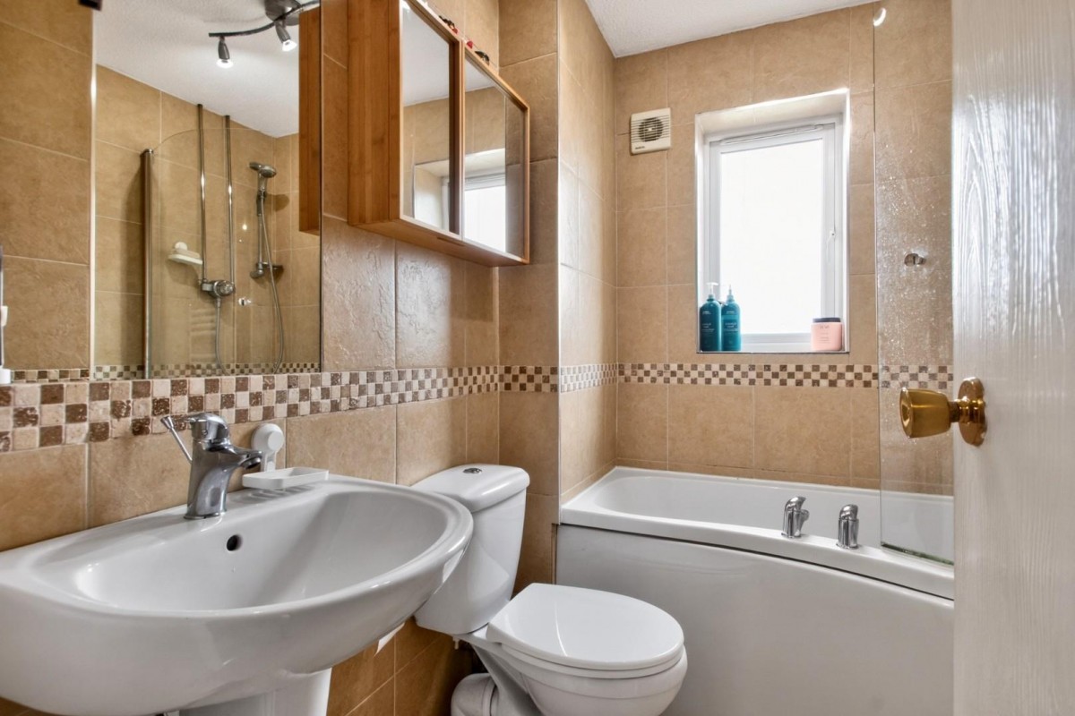 Petty Whin Close, Harrogate