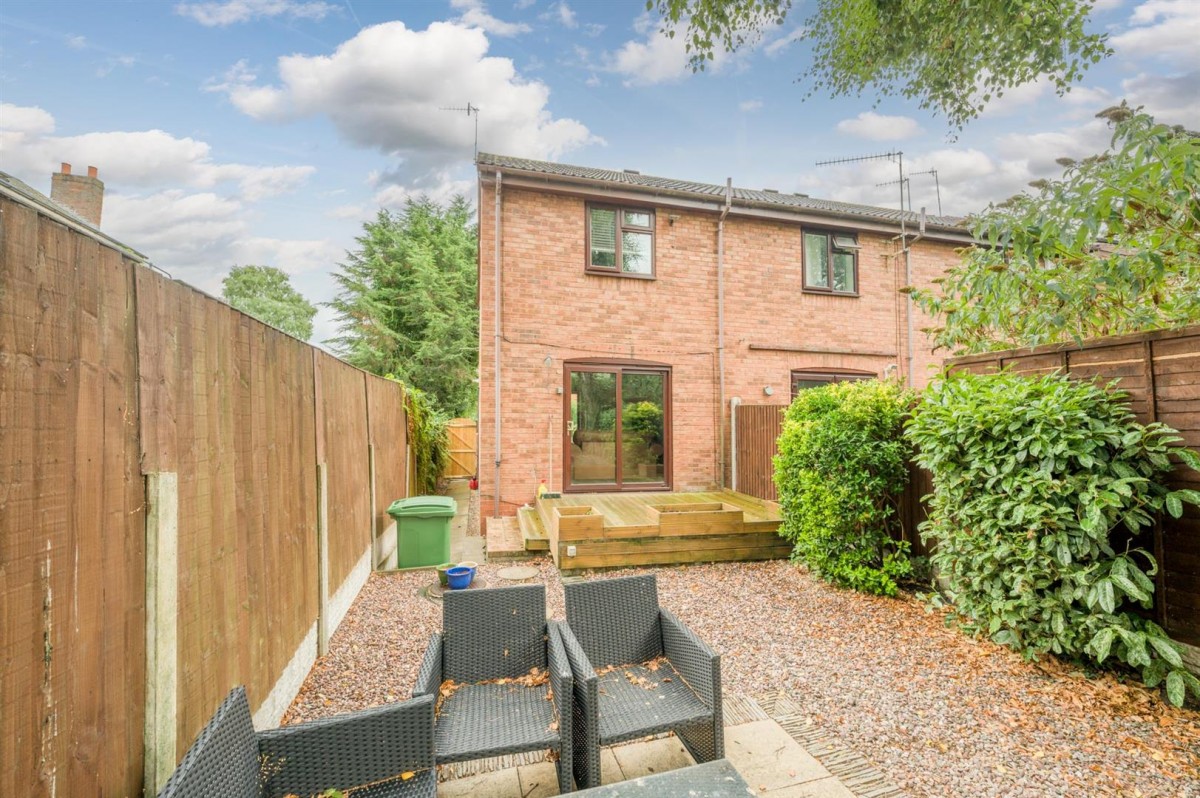 Mamble Road, Wollaston