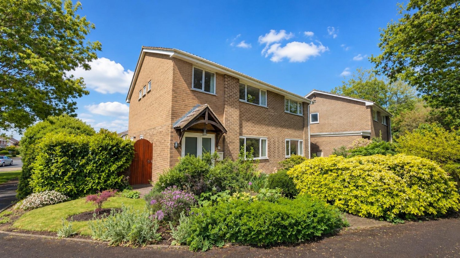 Cumbria Close, Thornbury, South Gloucestershire