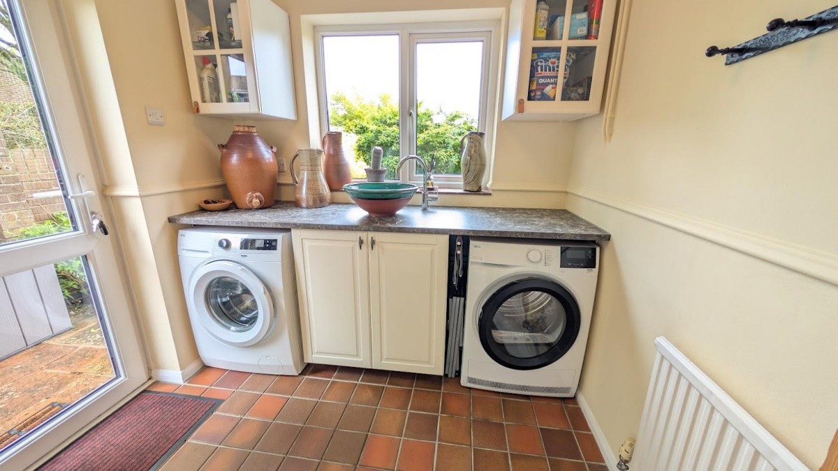 Cumbria Close, Thornbury, South Gloucestershire