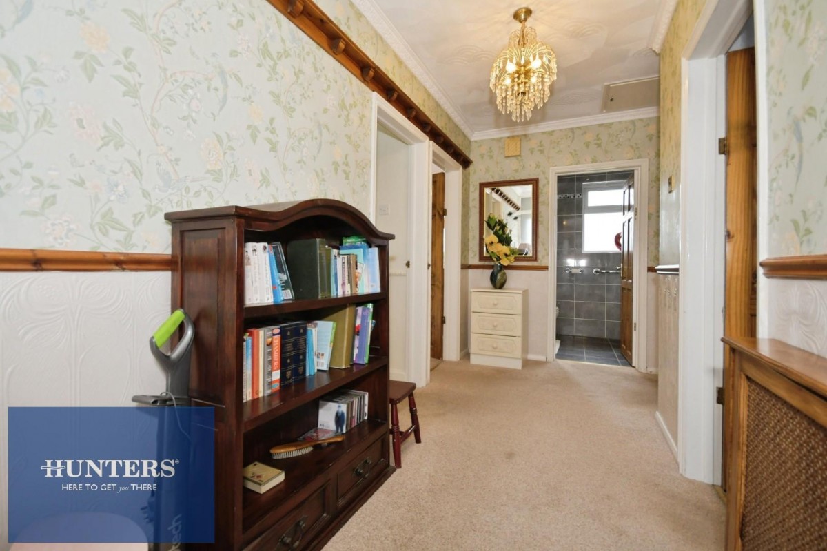 Edinburgh Road, Wingerworth, Chesterfield, S42 6SQ