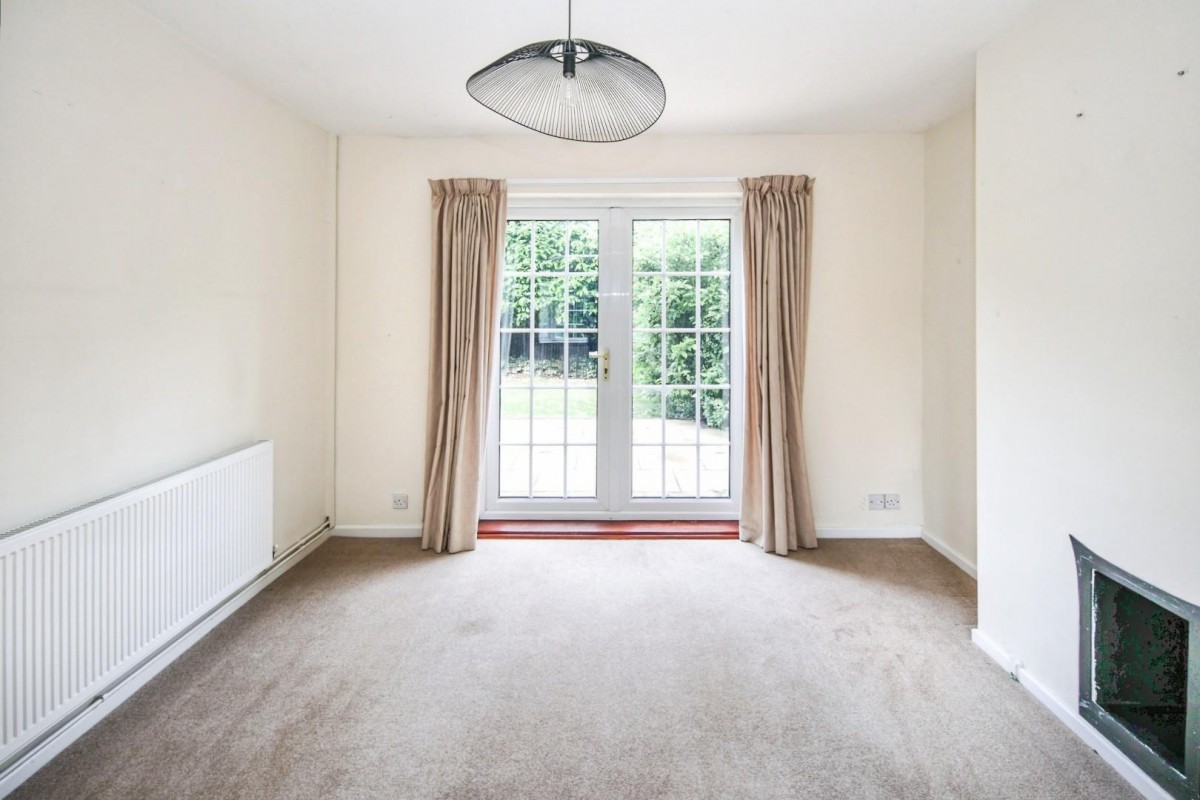Ernsford Close, Dorridge, B93 8QT