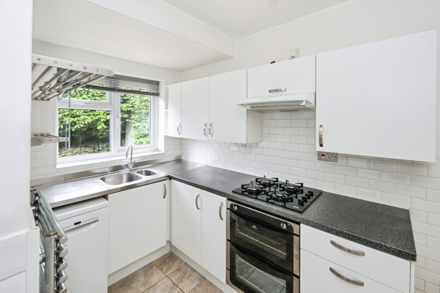 Ernsford Close, Dorridge, B93 8QT