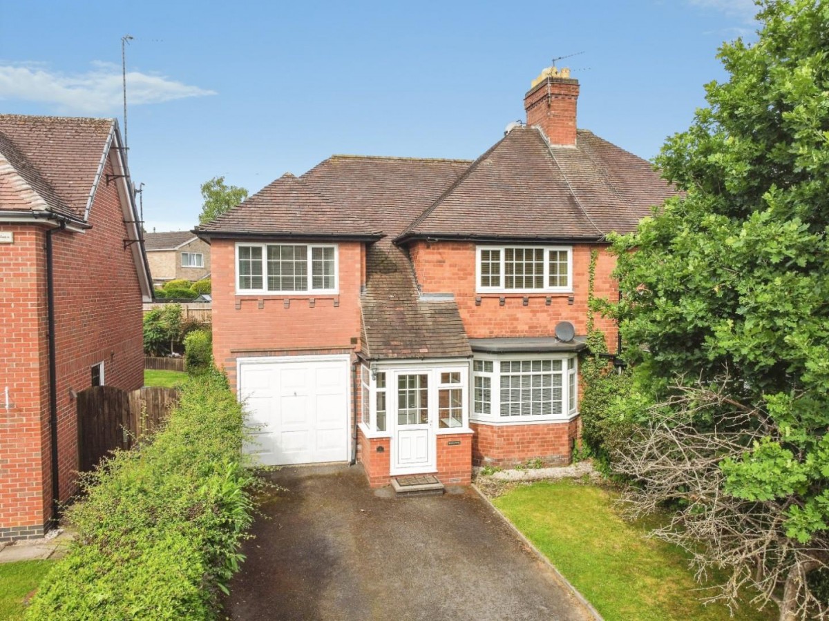 Ernsford Close, Dorridge, B93 8QT
