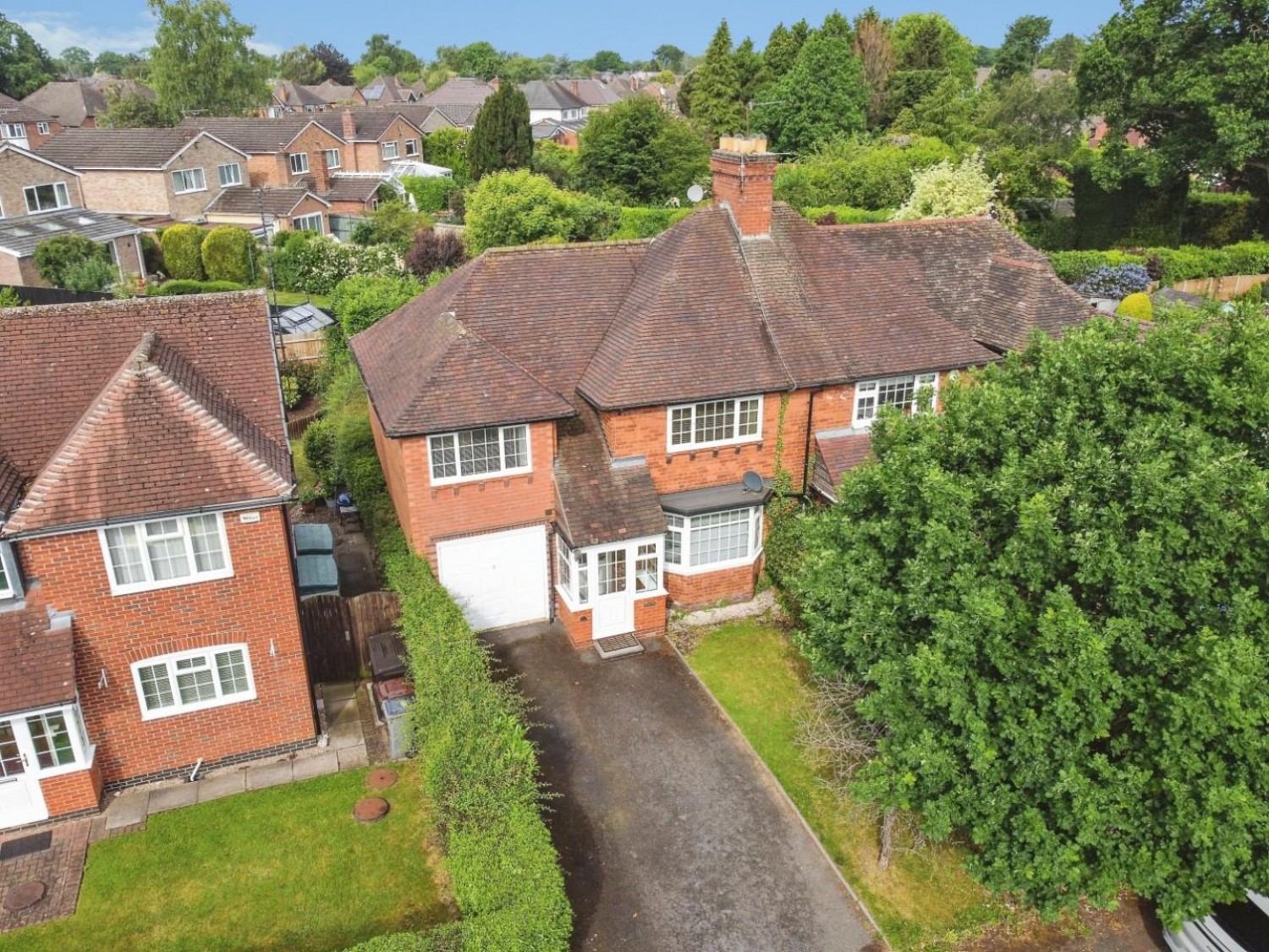Ernsford Close, Dorridge, B93 8QT