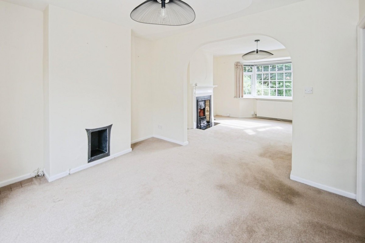 Ernsford Close, Dorridge, B93 8QT