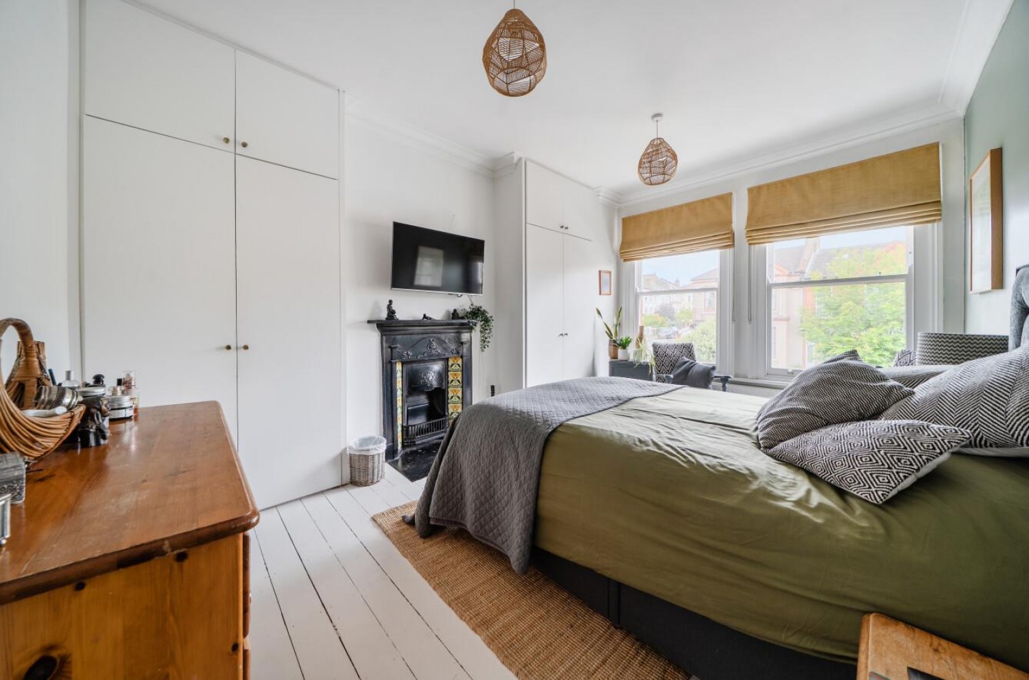 Merchiston Road, London, SE6 1SH