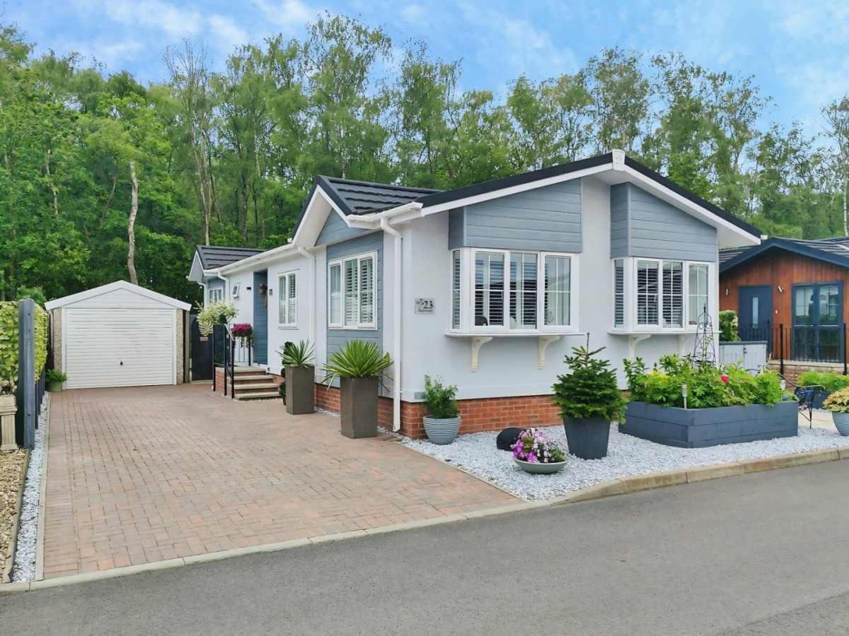 Badgerwood, West Road, Wokingham