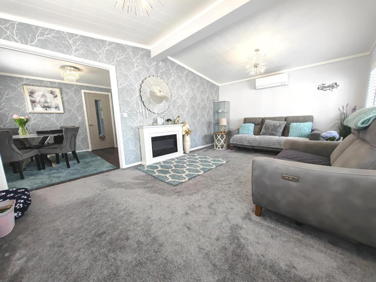 Badgerwood, West Road, Wokingham