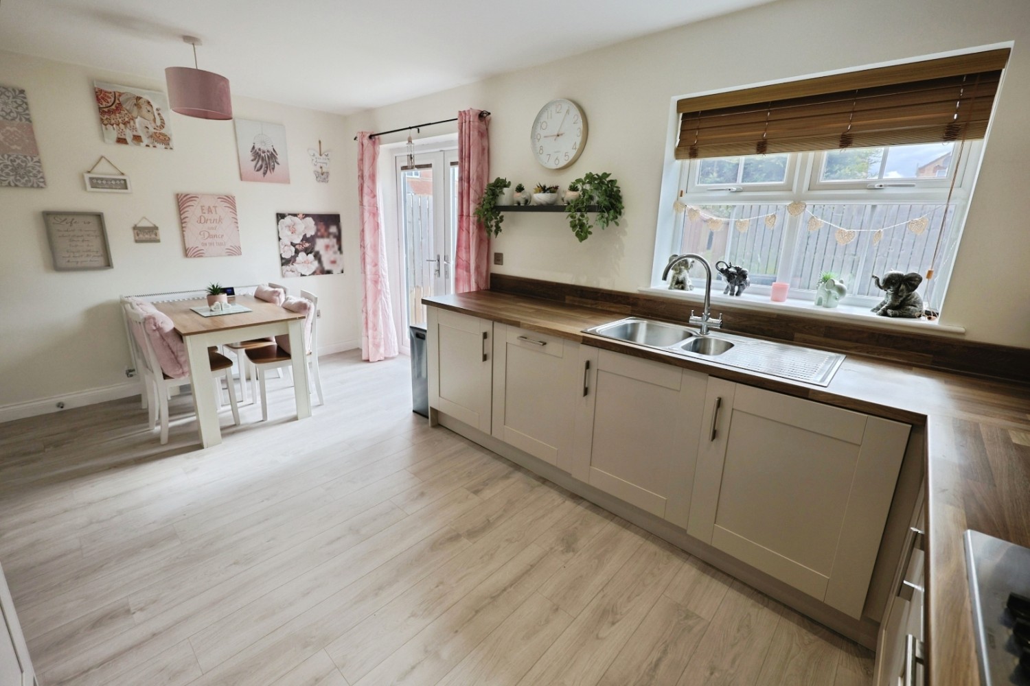 Laburnum Grove, St. Helen Auckland, Bishop Auckland