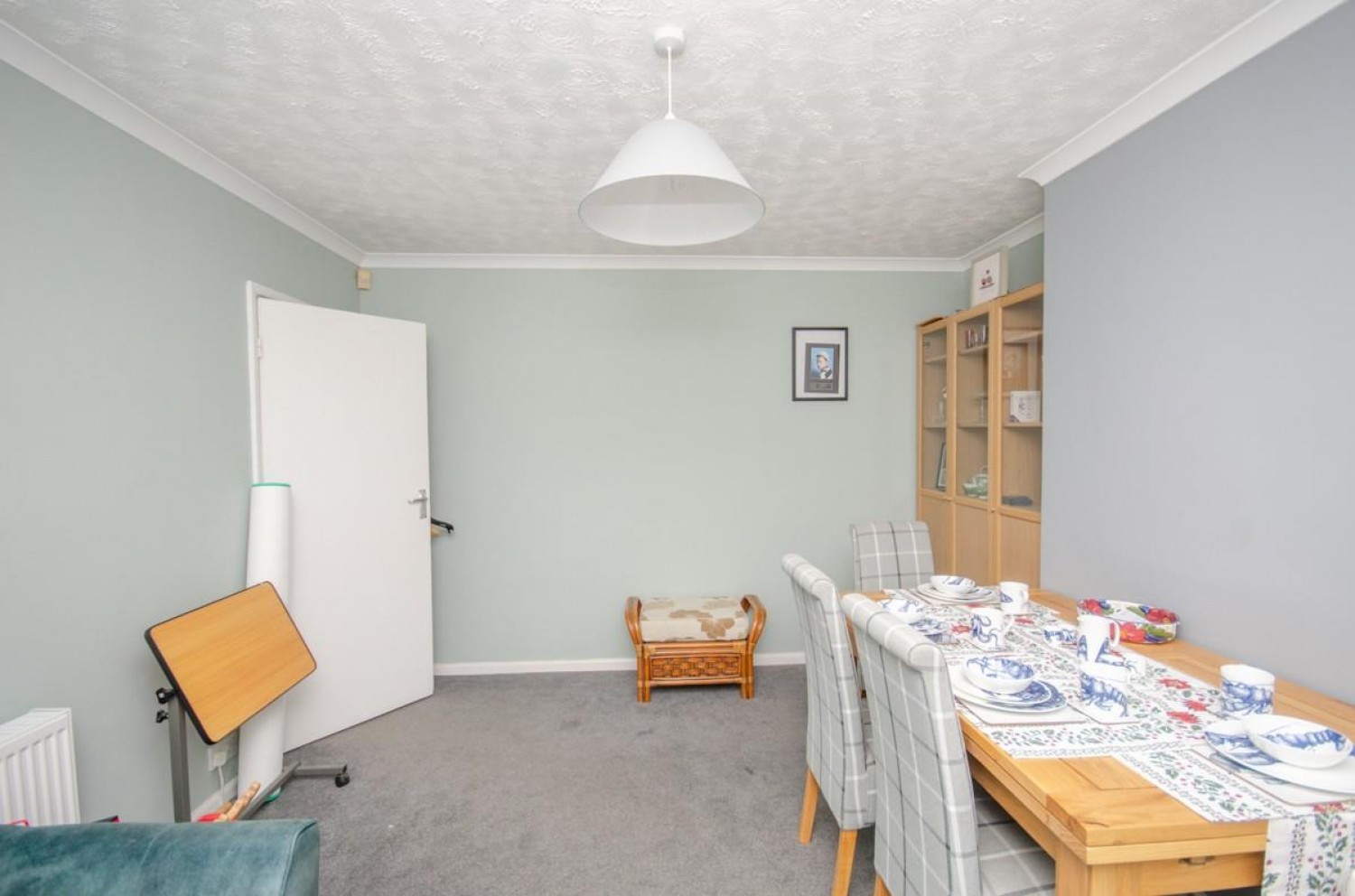 Fouracre Road, Downend, Bristol, BS16 6HG