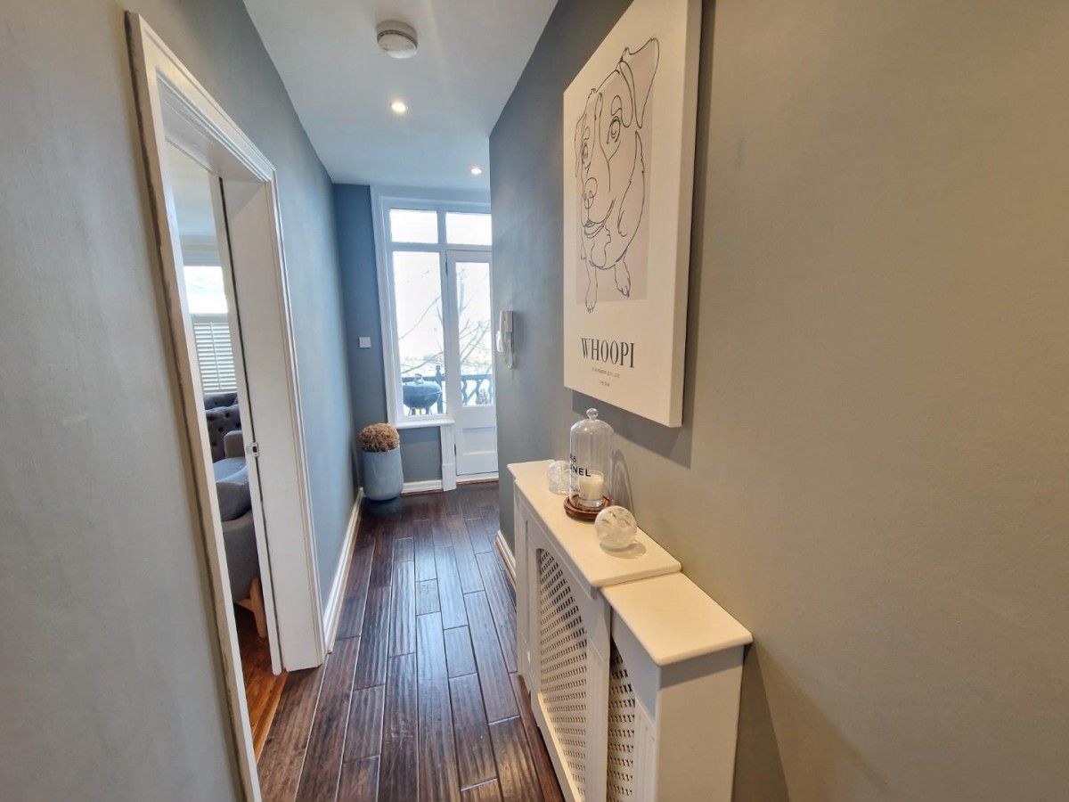 74 Leeds Road, Harrogate, HG2 8BG