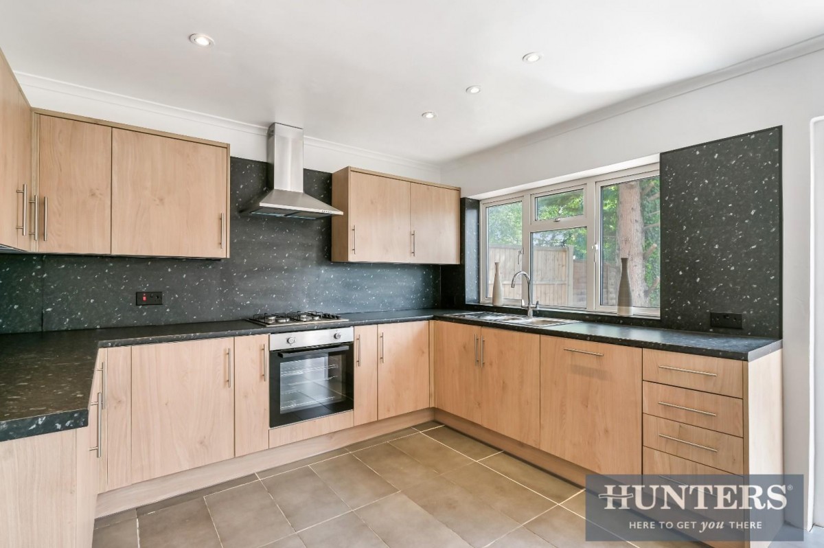 Chatsworth Crescent, Hounslow