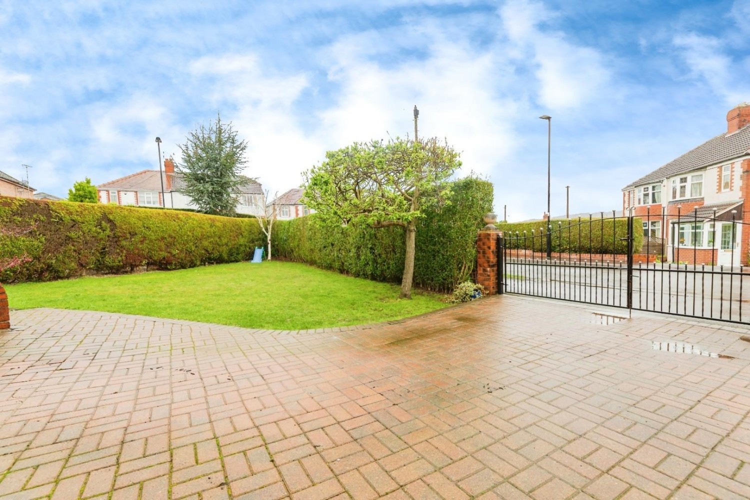 Bentley Road, Chapeltown, Sheffield