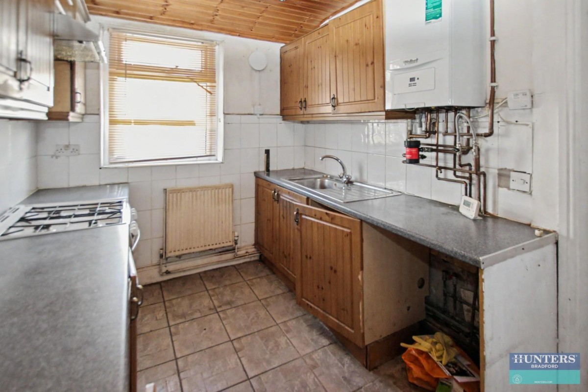Leeds Road Bradford, BD3 7DB