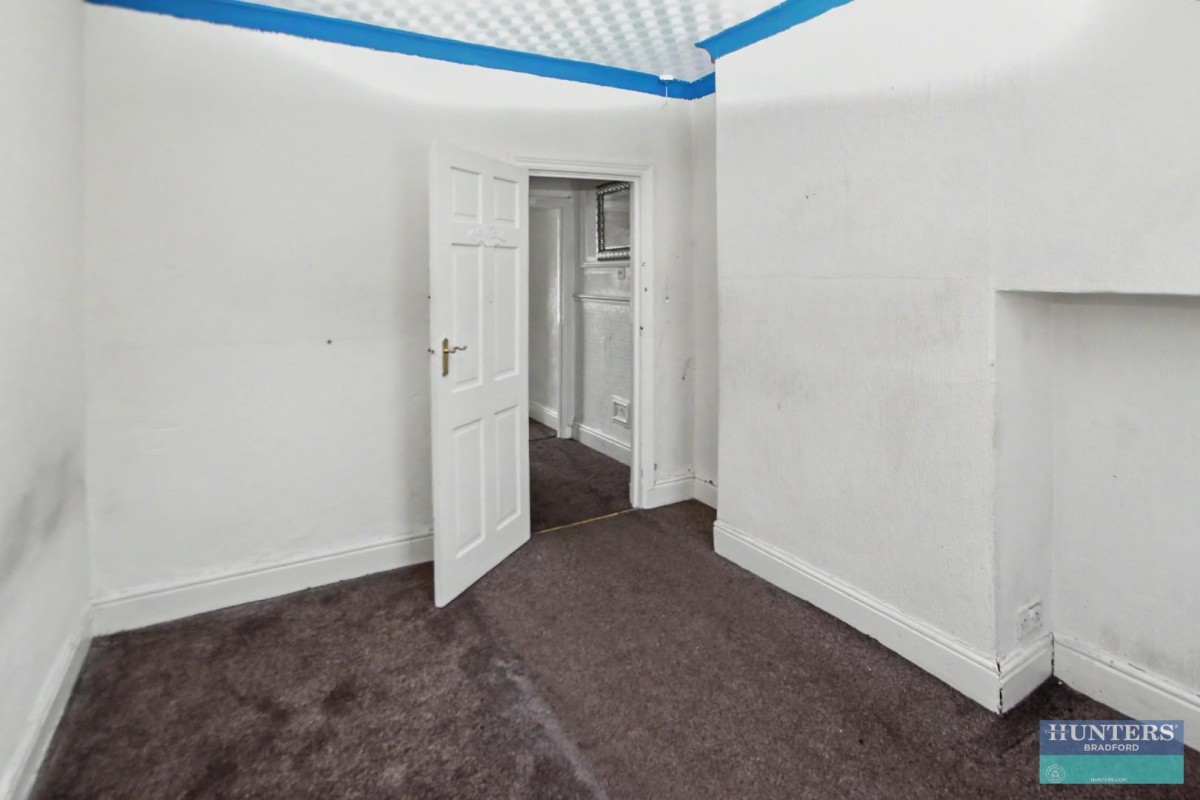 Leeds Road Bradford, BD3 7DB