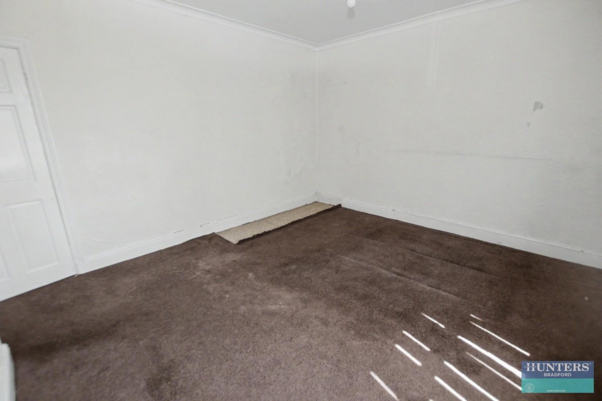 Leeds Road Bradford, BD3 7DB