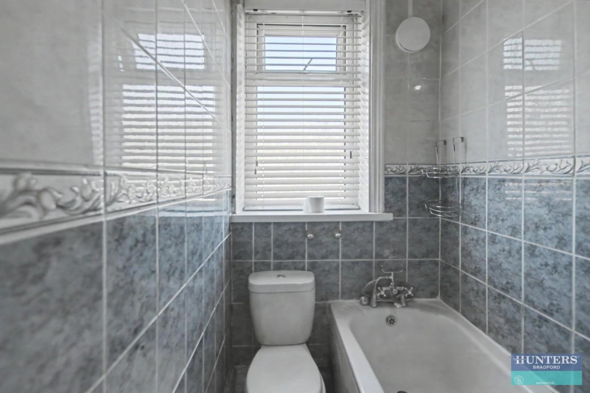 Leeds Road Bradford, BD3 7DB