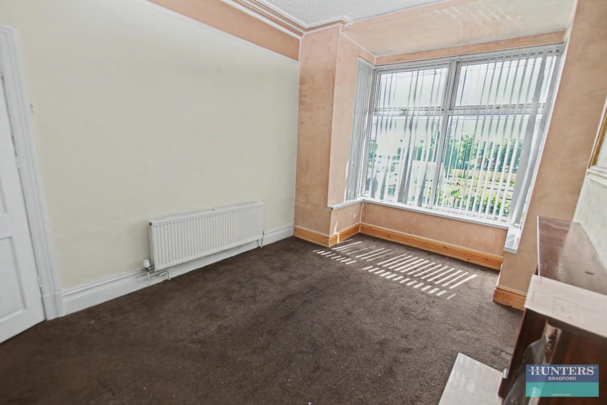 Leeds Road Bradford, BD3 7DB
