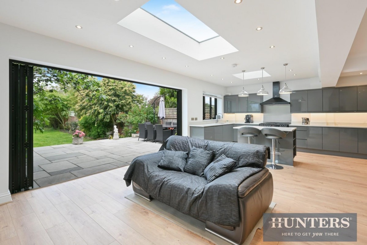 Lavender Avenue, Worcester Park , KT4 8RP