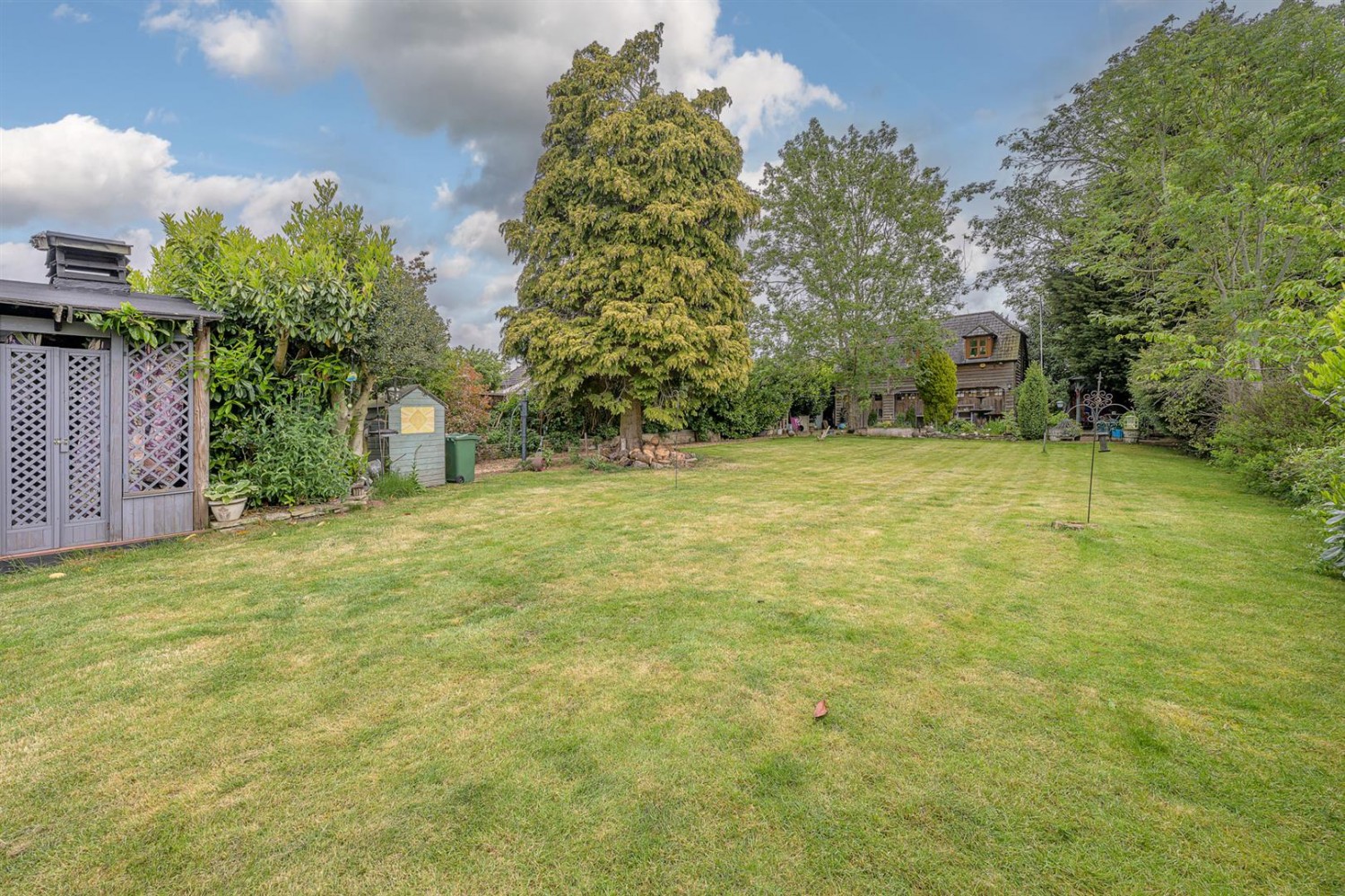 Limberlost, Forge Lane, Blakedown, DY10 3JF