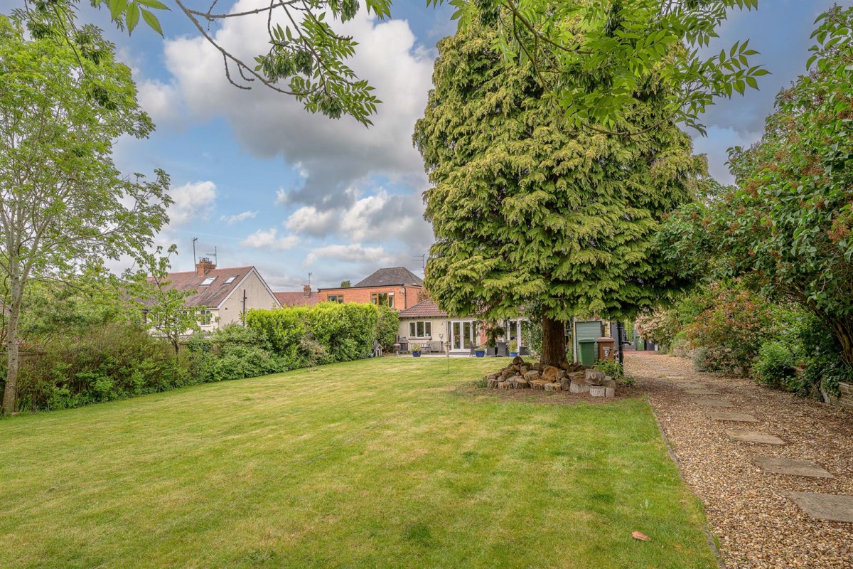 Limberlost, Forge Lane, Blakedown, DY10 3JF