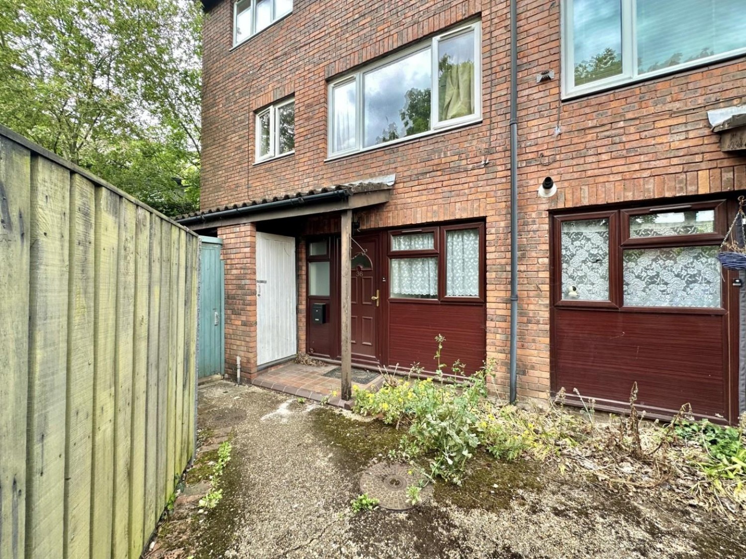 Marshall Drive, Hayes, Middlesex, UB4 0SW