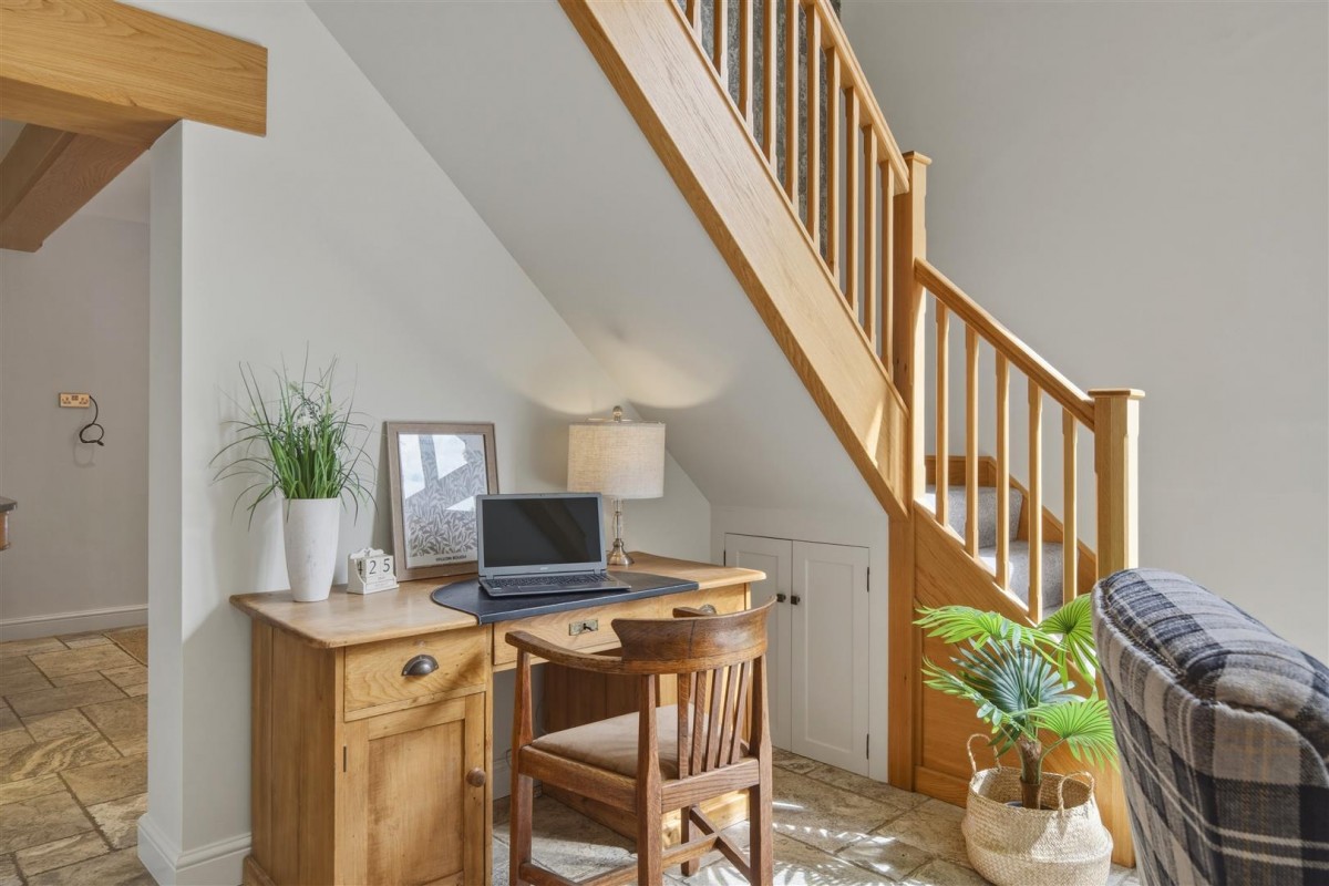 Grange Farm Court, Eardington, Bridgnorth, WV16 5JT