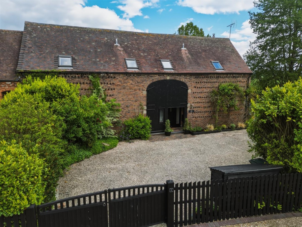 Grange Farm Court, Eardington, Bridgnorth, WV16 5JT