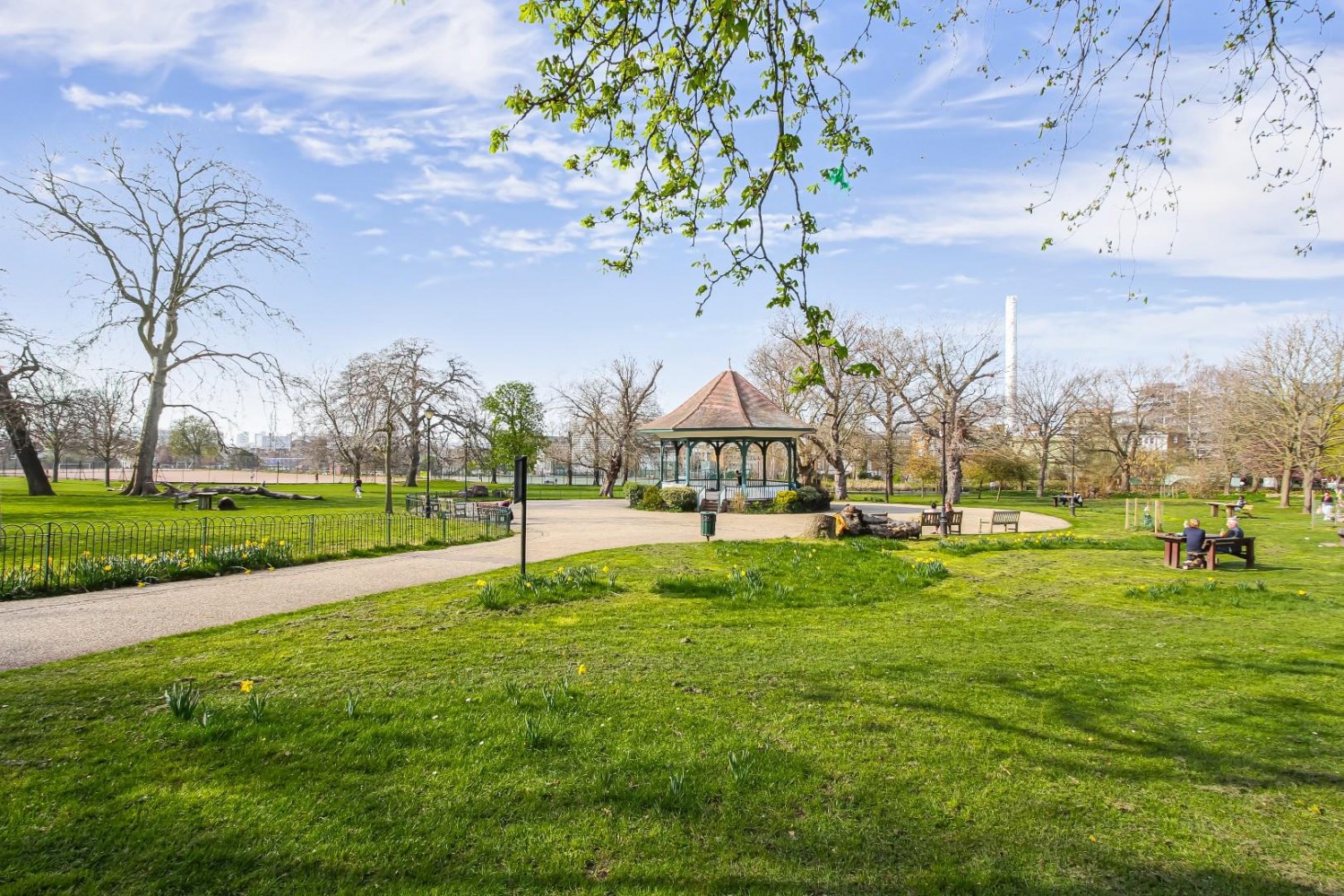 1 bedroom Flat for sale in Champion Hill Estate, London, SE5