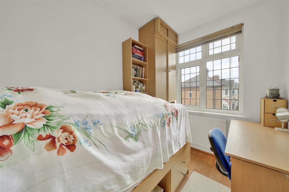 Cavendish Gardens, Chadwell Heath, RM6