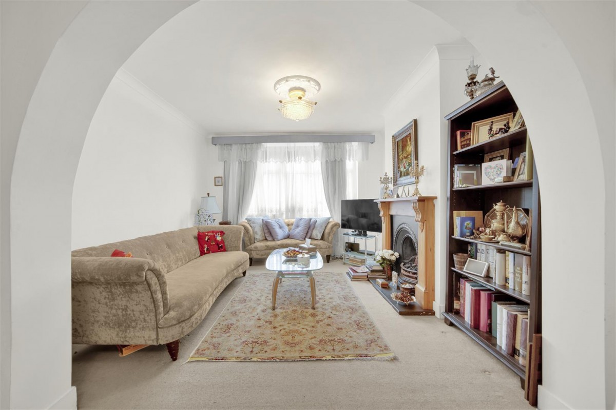 Cavendish Gardens, Chadwell Heath, RM6