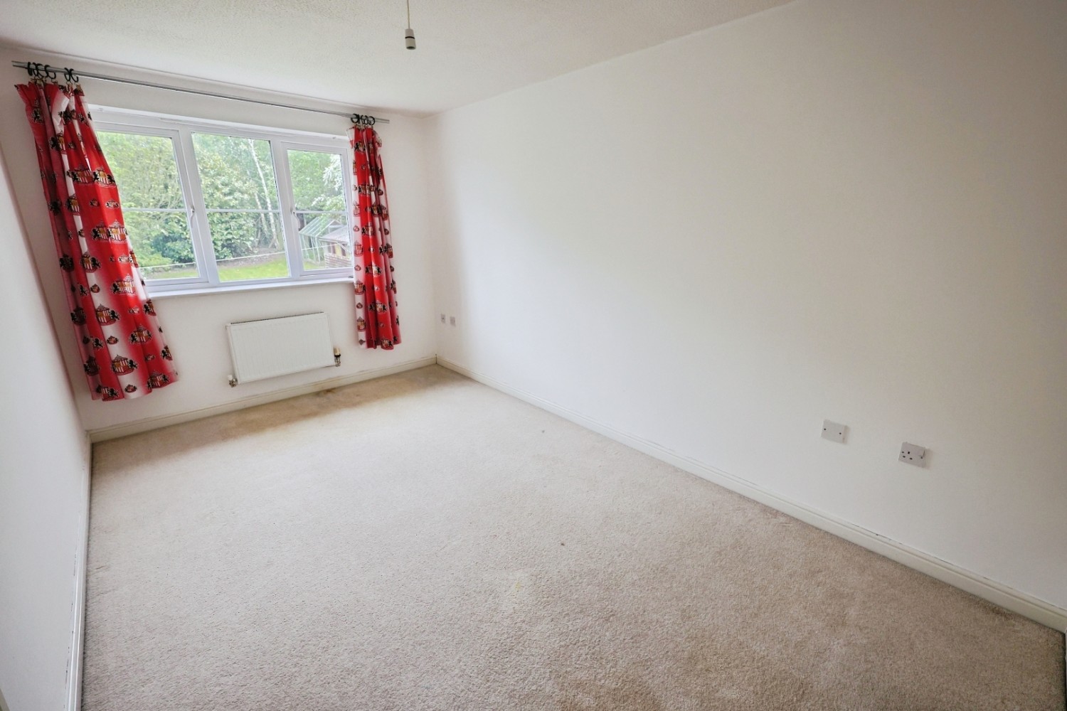 4 bedroom House for sale in Primrose Drive, Shildon